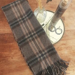 Scandinavian 100% Wool Plaid Scarf